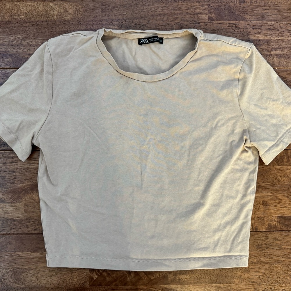 Light tan Zara crop top